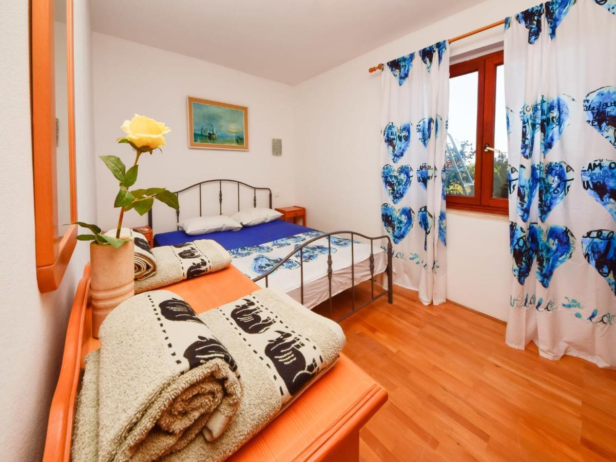 Holiday Home Lolita By Interhome Račišće Εξωτερικό φωτογραφία